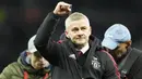 Kemenangan ini membuat pelatih Manchester United, Ole Gunnar Solskjaer bisa sedikit bernafas lega. Anak asuhnya mampu bangkit dari kekalahan memalukan akhir pekan lalu dari Liverpool dengan skor 0-5. (AP/Frank Augstein)