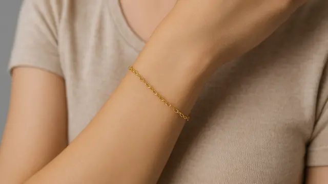 7 Model Gelang Emas Gram Kecil yang Lagi Tren di 2025, Cocok untuk Gaya Sehari-hari