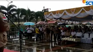 Sebelum sampai di Kota Ambon, Tim Ekspedisi sudah 27 hari keliling Indonesia mulai dari Aceh dan akan berakhir di Papua.