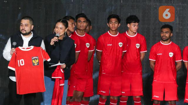 Foto: Terinspirasi Jersey Skuad Garuda 1981, Jersey Anyar Timnas Indonesia Resmi Diluncurkan