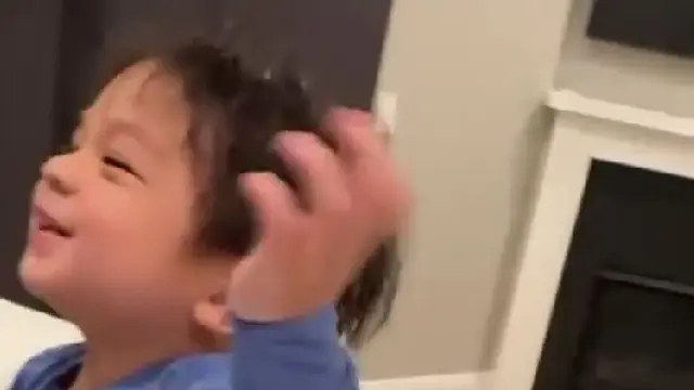 Potret Issa Xander Anak Sulung Nikita Willy Saat Ngemong Adik Barunya (credit: instagram/nikitawillyofficial94).