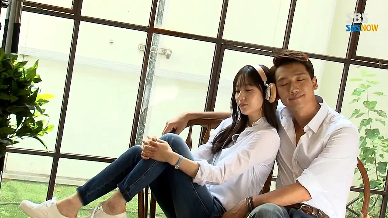 Rain dan Krystal f(x) Perankan Kehidupan Pribadi di Drama Terbaru