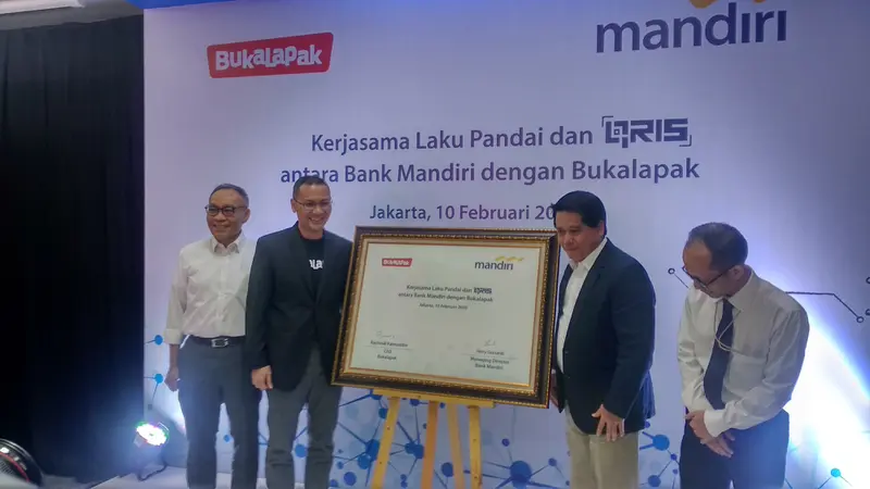 Bank Mandiri bekerja sama dengan Bukalapak untuk memberdayakan lebih dari 1,5 juta Warung Mitra Bukalapak untuk menjadi Agen Layanan Keuangan Tanpa Kantor.