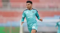 Asnawi Mangkualam. Bek kanan berusia 26 tahun ini sejak Februari 2021 lalu bermain di Ansan Greeners, klub yang berlaga di kasta kedua Liga Korea. Dari 14 laga, pemain yang kontraknya akan berakhir akhir Desember ini telah bermain 15 kali di semua ajang dengan torehan 1 assist. (Dok. K-League)