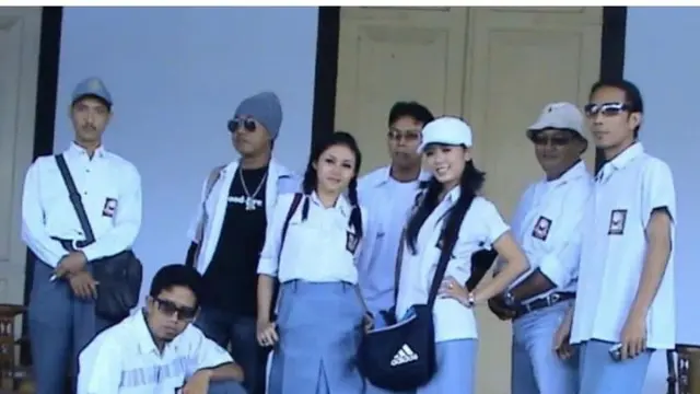 6 Potret Lawas Soimah saat Masih Sekolah, Nyentrik Sejak Kecil