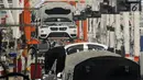 Rangkaian mobil All New BMW X3 xDriver20i saat dirakit di PT Gaya Motor, Sunter, Jakarta, Rabu (18/7). All New BMW X3 xDriver20i rakitan dalam negeri ditawarkan dengan harga Rp 1.009.000.000. (Merdeka.com/Dwi Narwoko)