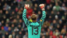 Alexander Manninger saat membela Juventus pada 2010. (JOE KLAMAR / AFP)