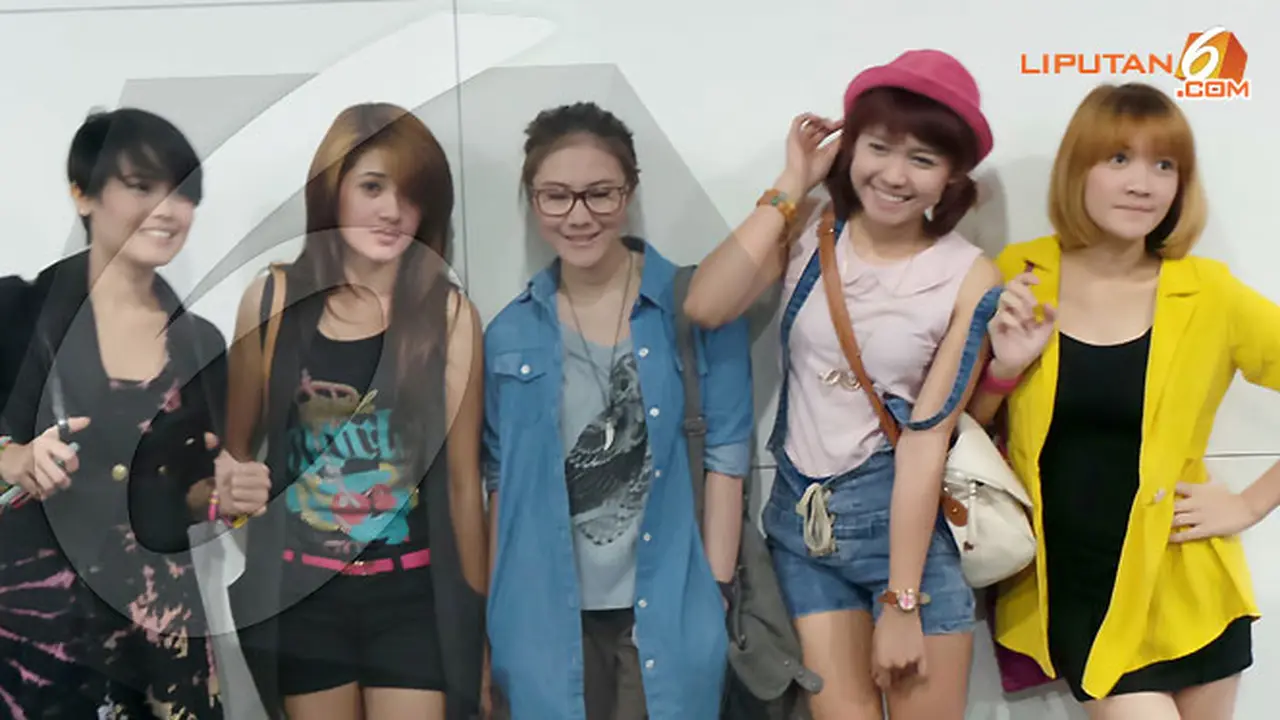super-girlies-kurang-130412c