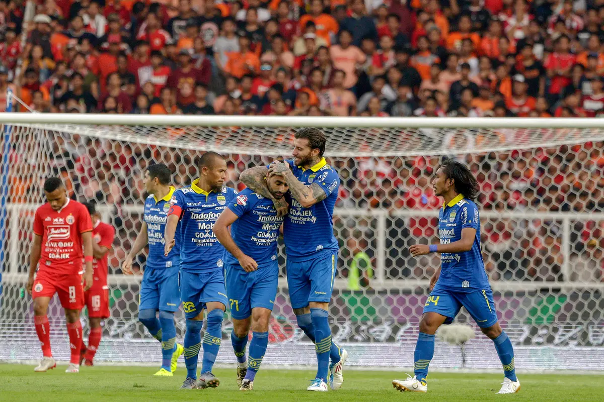 Persib Tahan Imbang Persija di GBK