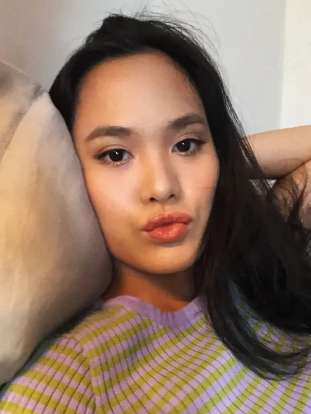 6 Potret Sheryl Sheinafia Tanpa Makeup, Tetap Terlihat Manis