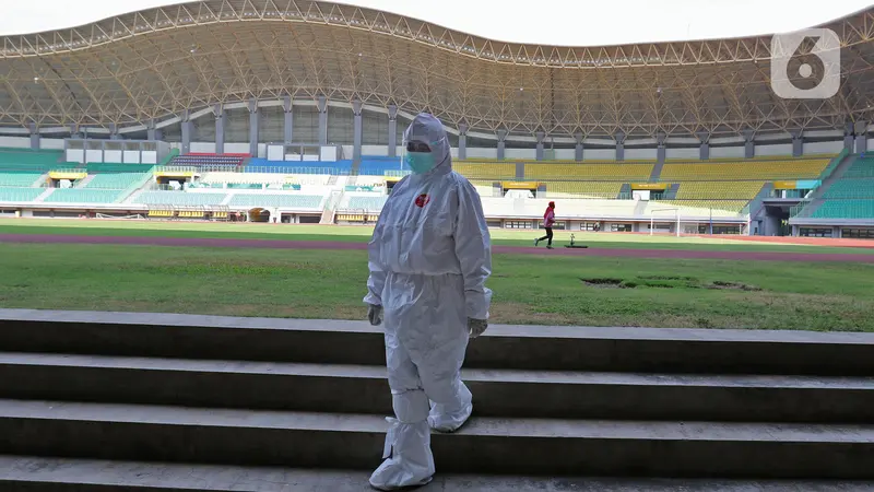 FOTO: Stadion Patriot Disulap Jadi Ruang Isolasi Tambahan COVID-19