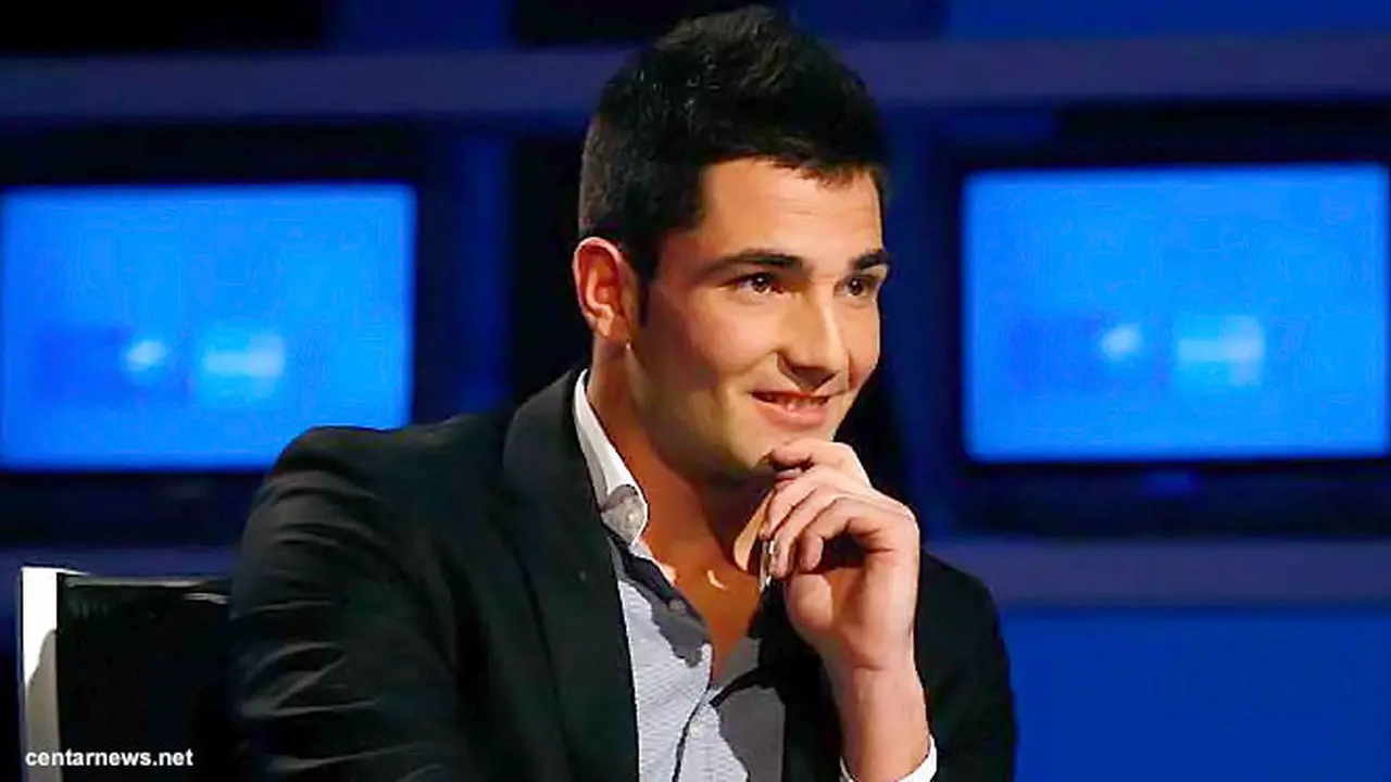 adan-130722c.jpg