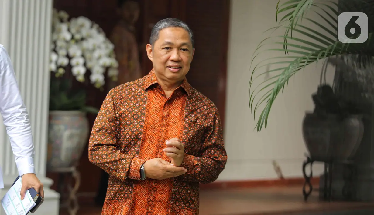 Anis Matta. Seorang politikus Indonesia yang saat ini sedang menjabat sebagai Ketua Umum Partai Gelombang Rakyat Indonesia sejak 2019. Sebelumnya, Anis adalah Presiden Partai Keadilan Sejahtera dari 2013 hingga 2015 dan Wakil Ketua DPR RI Bidang Ekonomi dan Keuangan dari 2009 hingga 2013. (Liputan6.com/Angga Yuniar)