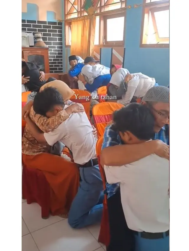 8 Potret Haru Acara Parenting Day di SMA Ponorogo, Pihak Sekolah Tuai Apresiasi
