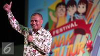 Ketua KPK Agus Raharjo memberikan sambutan saat membuka Festival Anak Jujur 2016 di area Ecovention, Jakarta, Rabu (31/8). Anak-anak berusia 5-12 tahun mengikuti Festival Anak Jujur  yang digelar KPK dari 31 Agustus-1 Juli. (Liputan6.com/Faizal Fanani)