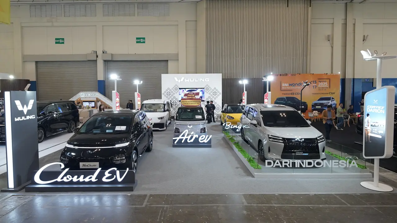 Hadir di BNI wondrX 2025, Wuling Bawa MPV Baru Cortez Darion PHEV (ist)