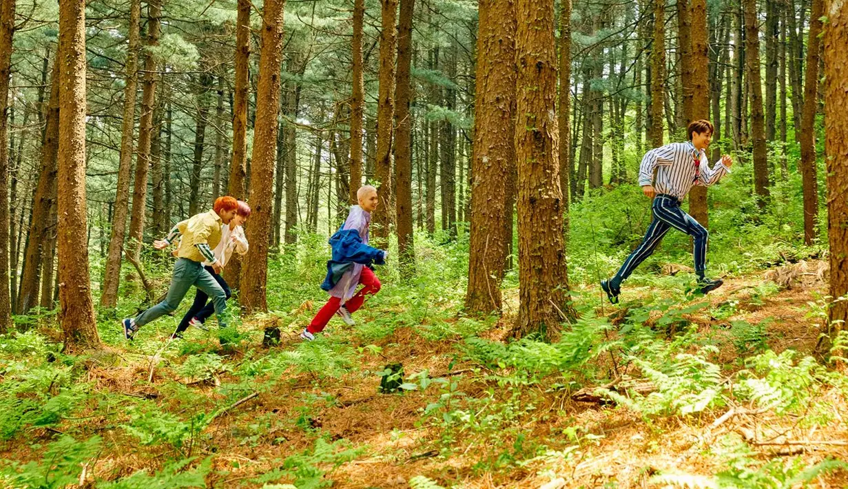 Berhasil dalam waktu yang lama, grup yang digawangi oleh Onew, Key, Taemmin, dan Minho mengaku bangga dan berharap bisa terus eksis di tahun yang akan datang. (Foto: Allkpop.com)