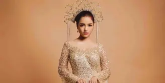 Fuji baru-baru ini mencuri perhatian para netizen dengan pemotretan terbarunya.