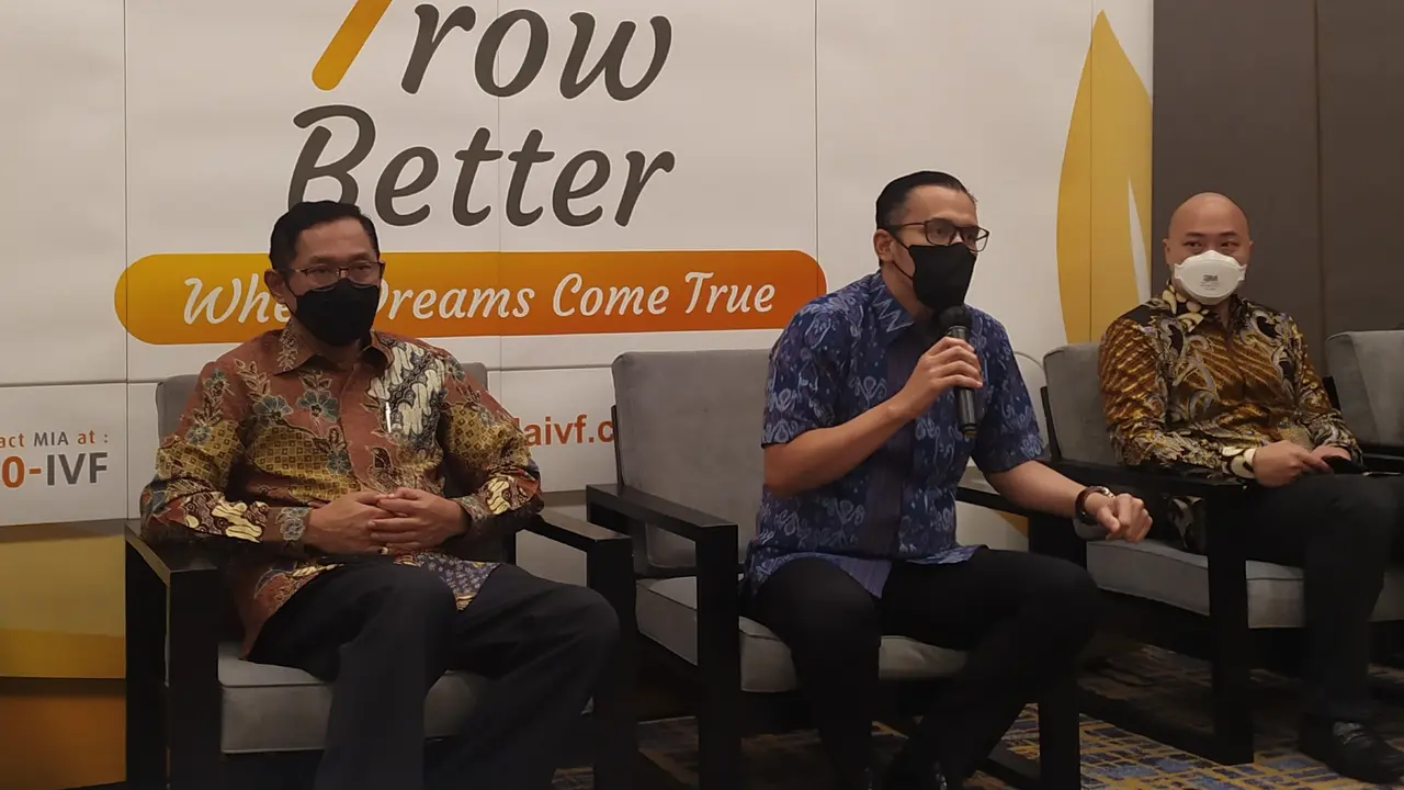 Presiden Direktur Morula In Vitro Fertilization (IVF) Indonesia Ivan Rizal Sini saat acara hari jadi ke-9 Morula IVF di Surabaya. (Dian Kurniawan/Liputan6.com)
