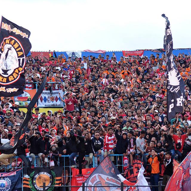 Dilarang Ke Sidoarjo The Jakmania Pilih Tinggalkan Malang