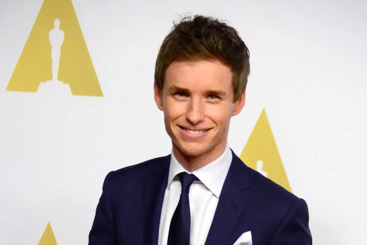 [Bintang] Eddie Redmayne