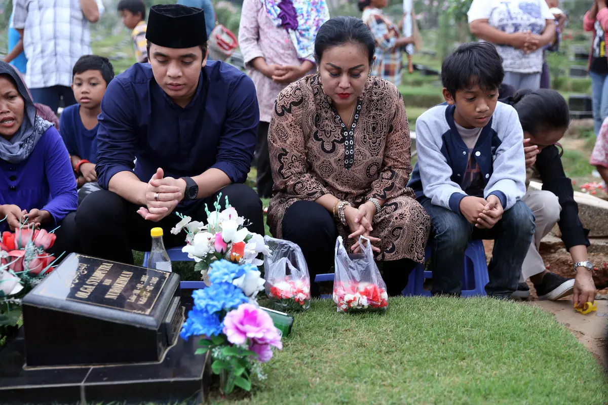 [Bintang] Billy Syahputra 