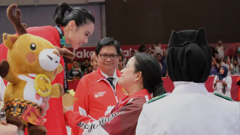 Puan Maharani Bangga Bisa Kalungkan Medali Emas Asian Games 2018 untuk Atlet Indonesia