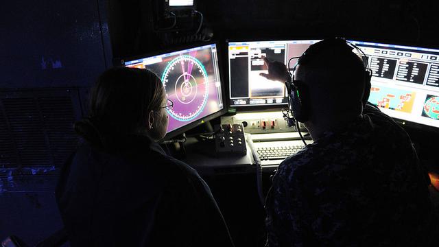 Pusat kendali sistem senjata laser 'LaWS' AS di USS Ponce (US Navy/Wikimedia Commons)