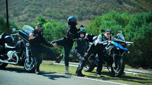 6 Potret Duma Riris Pertama Kali Ikut Touring Bareng Judika, Seru Keliling NTB