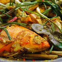 ilustrasi ikan bumbu kuning/copyright by Maulana Image (Shutterstock)