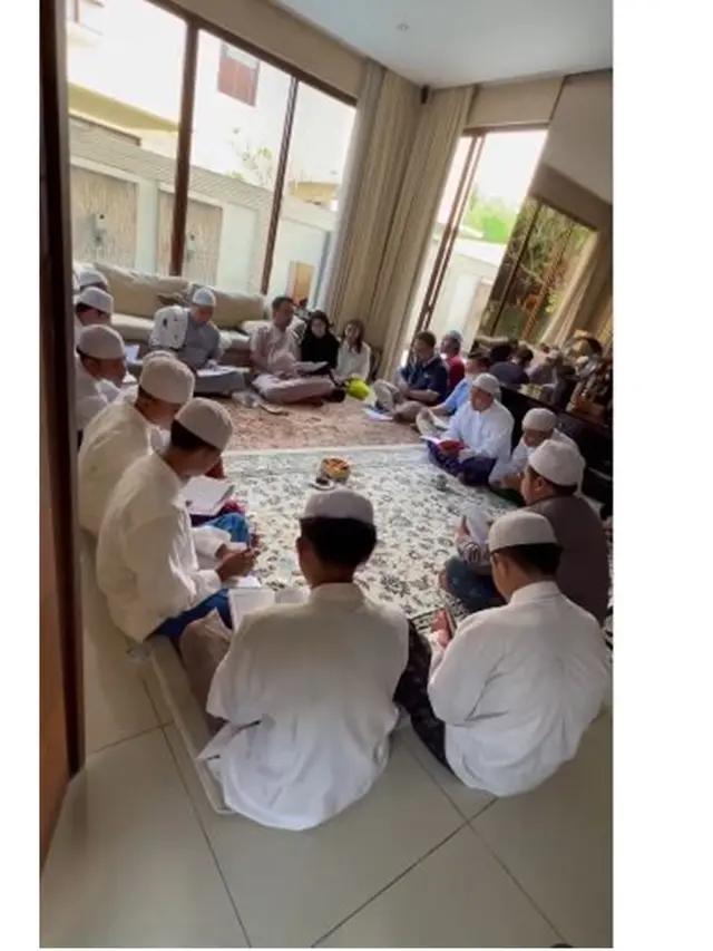 6 Momen Meisya Siregar dan Bebi Romeo Persiapan Berangkat Haji, Penuh Haru