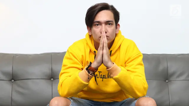 Pemain film Teman Tapi Menikah ini Adipati Dolken