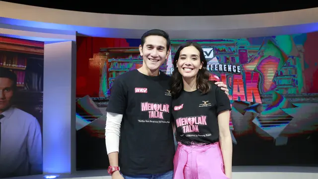 Vino Bastian beradu peran dengan Marsha Timothy di sinetron Menolak Talak.