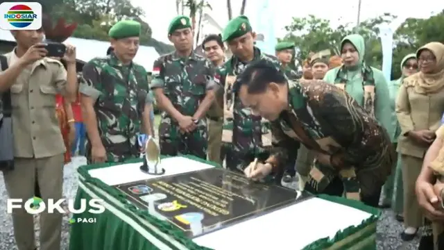 Etnikong merupakan salah satu daerah terpencil yang terletak di perbatasan Indonesia - Malaysia.