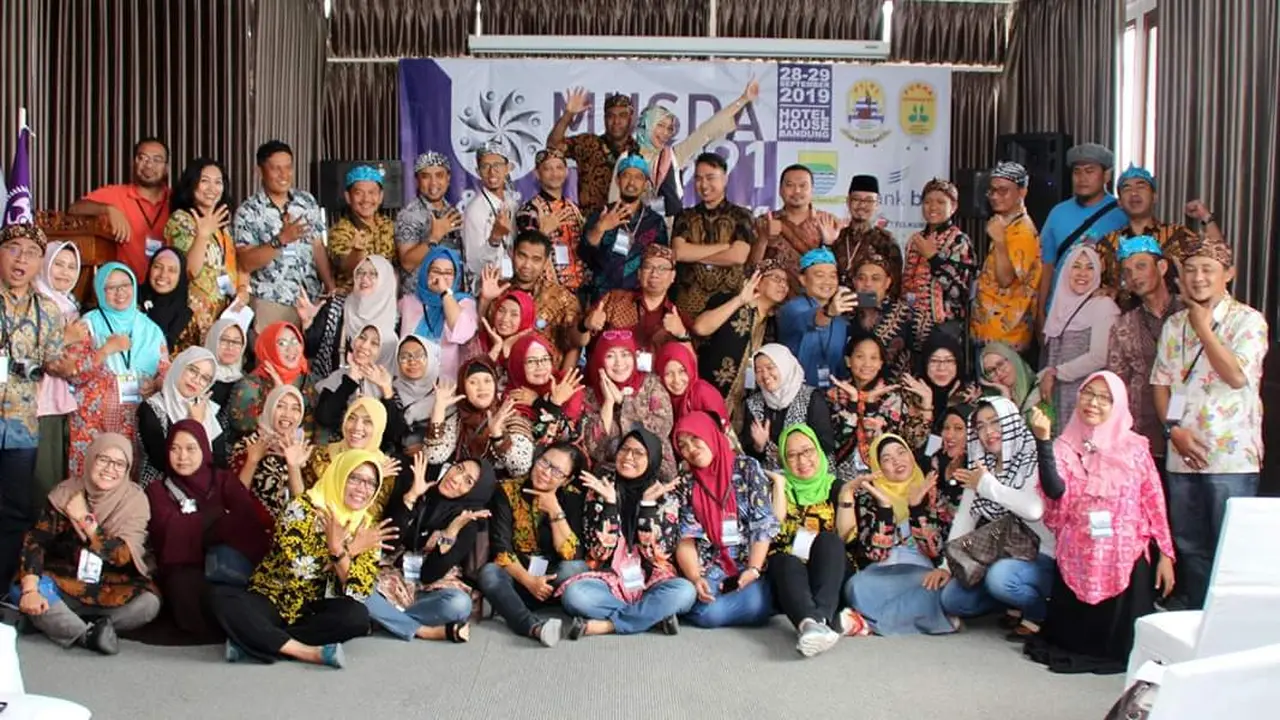Peserta Jambore Nasional 1991 Ngariung di Bandung