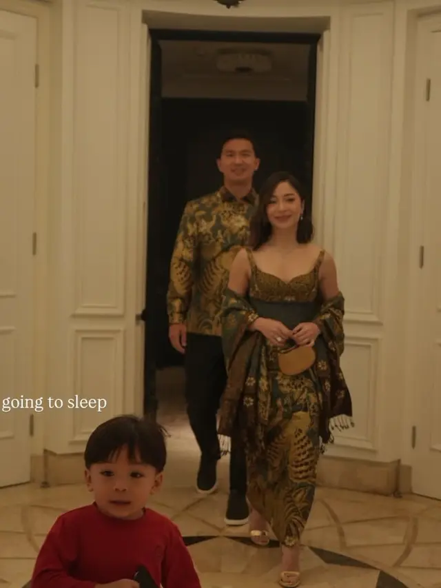 Nikita Willy dan Suami saat Hadir di Resepsi Pernikahan Luna Maya dan Maxime di Jakarta. [@nikitawillyofficial94]