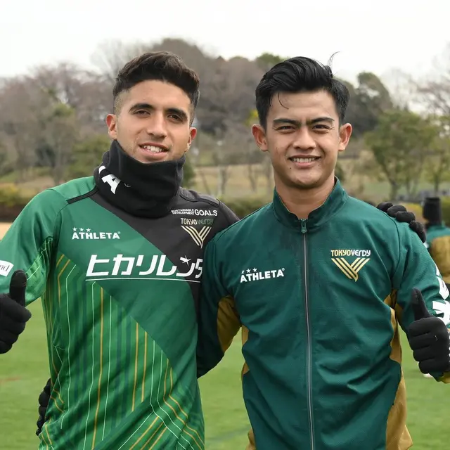 7 Potret Latihan Perdana Pratama Arhan di Tokyo Verdy, Jadi Sorotan