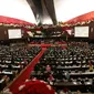 Suasana saat  Presiden Jokowi menyampaikan Pidato pada Sidang Tahunan  DPR/DPD di kompleks Parlemen Senayan, Jakarta, Rabu (16/8) Sidang mendengarkan Pidato kenegaraan  Jokowi menyambut HUT ke-72 Kemerdekaan RI. (Liputan6.com/ Johan Tallo)