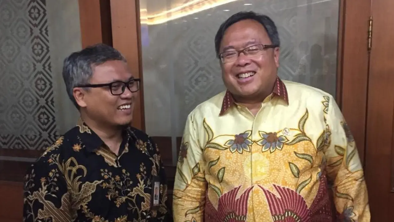 Menteri Ristek/Kepala BRIN Bambang Permadi Soemantri Brodjonegoro dan Rektor Telkom University Adiwijaya di Jakarta, Selasa (19/11/2019). (Liputan6.com/ Humas Telkom University/Arie Nugraha)