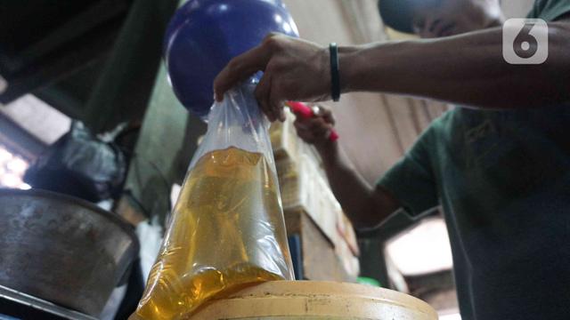 Subsidi Minyak Goreng Curah Dihentikan