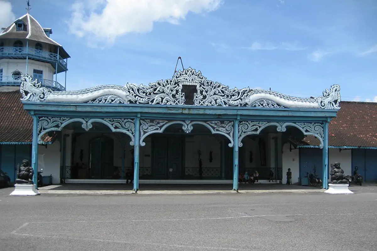 travel solo surakarta