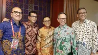 Bupati Banyuwangi Azwar Anas bersama Menteri Pariwisata dan Ekonomi Kreatif Wishnutama, Dubes RI untuk Selandia Baru Tantowi Yahya, serta Wakil Menteri Luar Negeri Mahendra Siregar. Dok: Tommy Kurnia/Liputan6.com