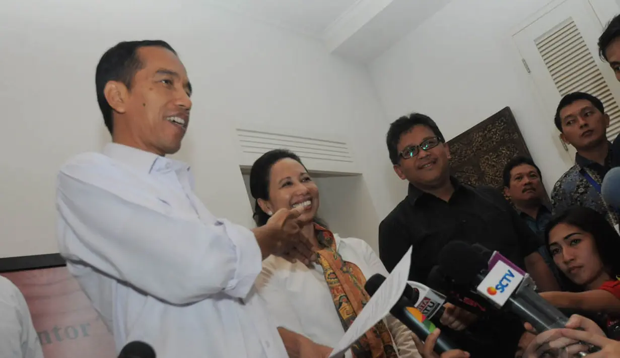  Rumah transisi ini dipimpin Rini M. Soemarno dan empat orang deputi, Andi Widjajanto, Hasto Kristyanto, Anies Baswedan dan Akbar Faisal, Jakarta, Senin (4/8/14). (Liputan6.com/Herman Zakharia) 