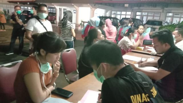 Ratusan pekerja migran atau TKI di Malaysia dideportasi. (Foto: LIputan6.com/Aceng Mukaram)