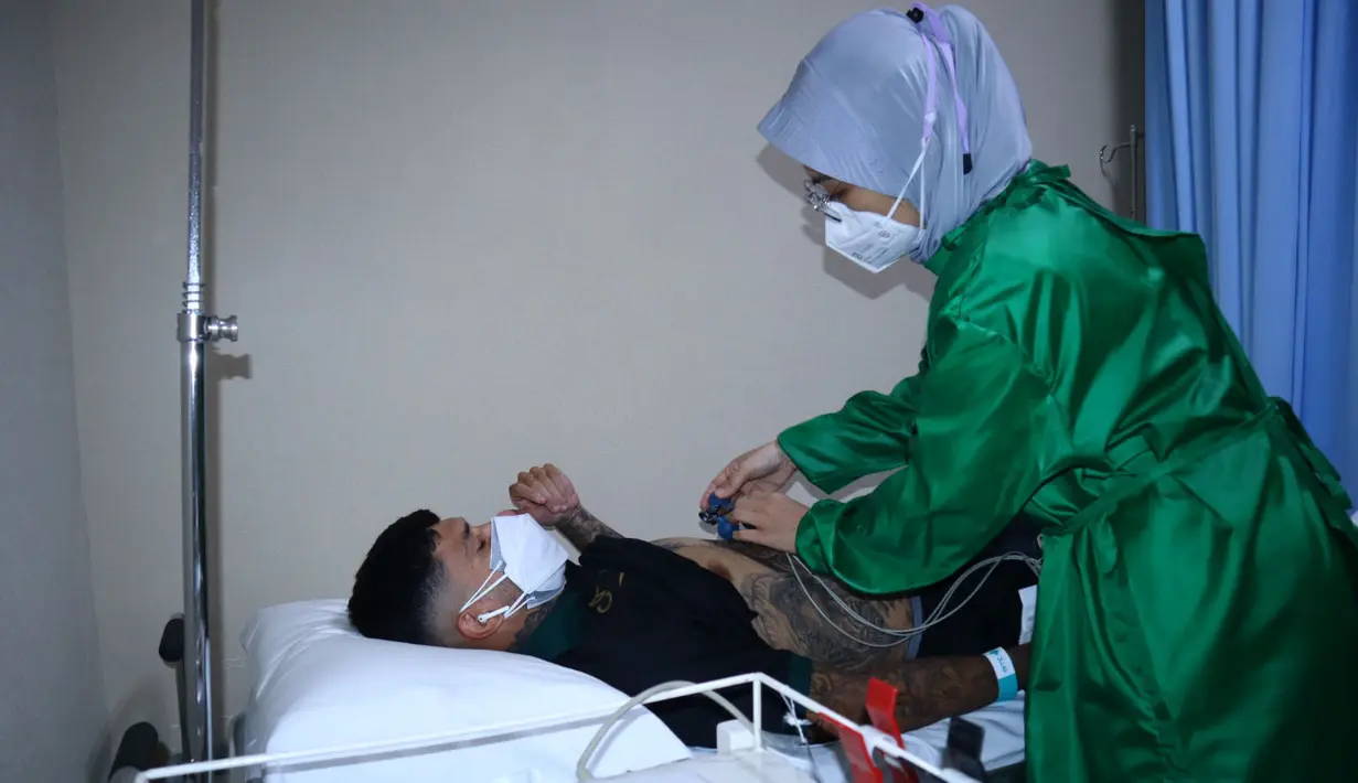Medical Check Up tersebut diikuti oleh 30 pemain, sedangkan satu pemain lagi menyusul, menurut dr. Ihsan M., S.Ked., MKM selaku dokter tim Persikabo. Pemeriksaan yang dilakukan meliputi cek EKG, cek darah lengkap, cek fungsi hati, fungsi ginjal, dan pemeriksaan lainnya.