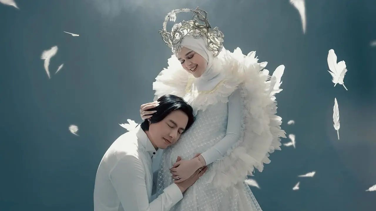 Potret Maternity Shoot Cut Meyriska dan Roger Danuarta