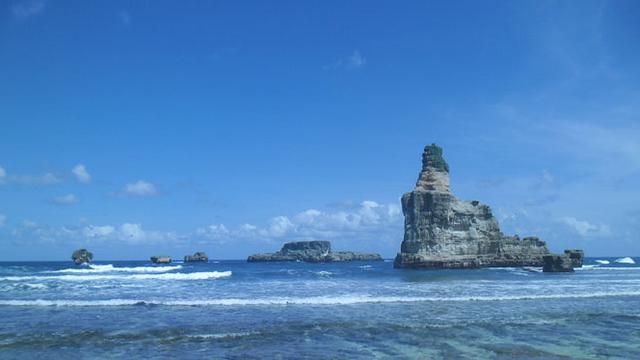Pantai Buyutan Pantai Eksotik Tersembunyi Di Pacitan