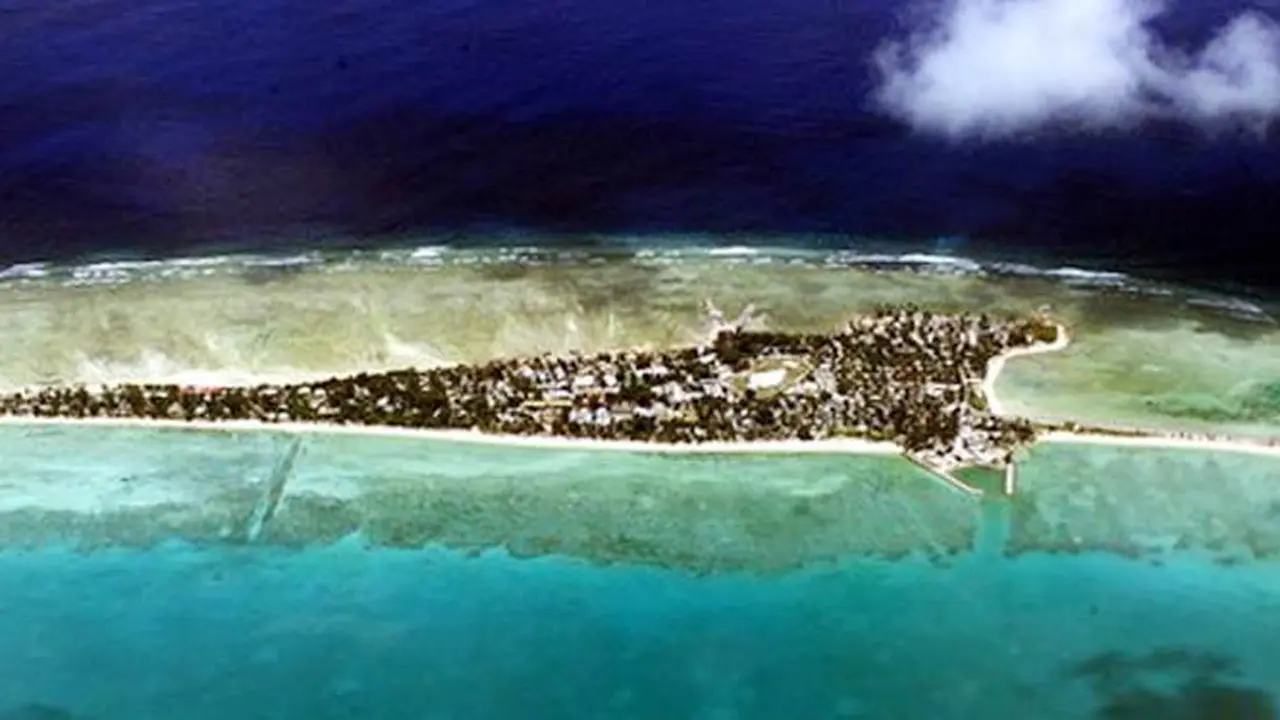 kiribati-131017b.jpg