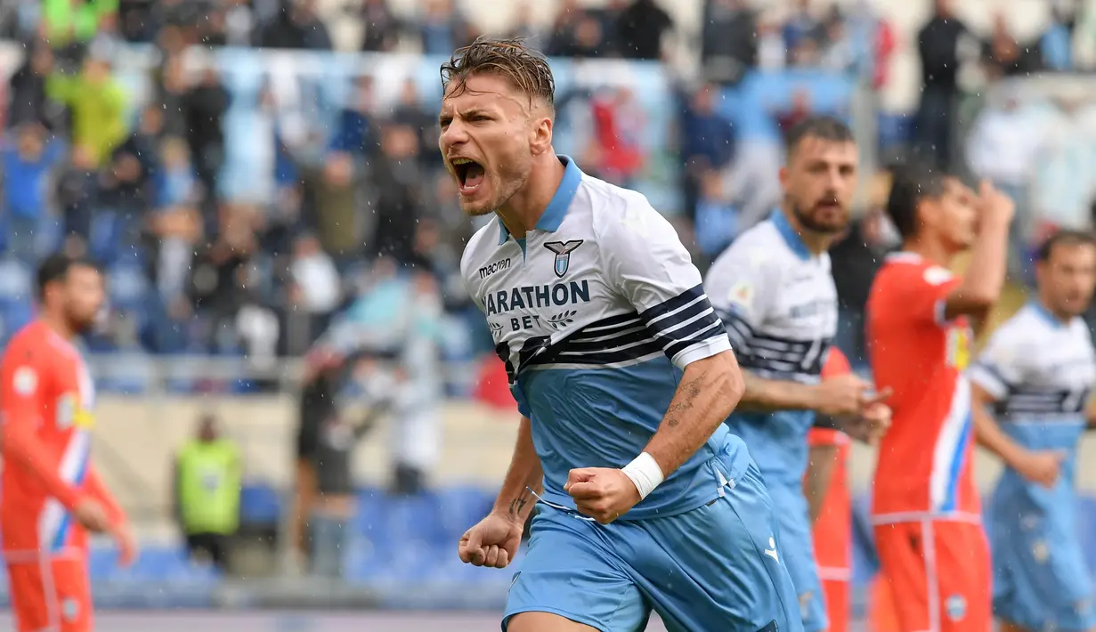 3. Ciro Immobile (Lazio) - 10 gol dan 1 assist (AFP/Tiziana Fabi)