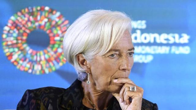 Direktur Pelaksana IMF Christine Lagarde menyimak diskusi Pemberdayaan Wanita di Dunia Kerja pada rangkaian Pertemuan Tahunan IMF World Bank Group 2018 di Bali, Selasa (9/10/2018). (www.am2018bali.go.id)